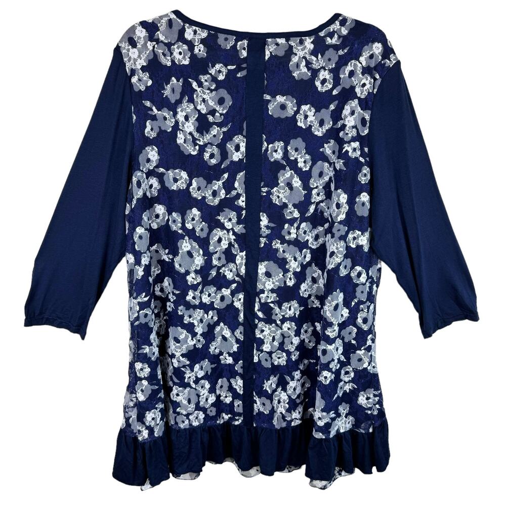 Simply Aster By Firmiana NWT Navy Blue Floral 3/4 Sleeve Ruffled‎ Blouse Size 2X - Picture 2 of 9
